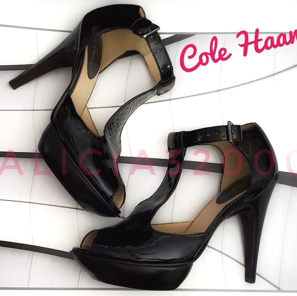 COLE HAAN BLACK PATENT LEATHER OPEN TOE HEELS